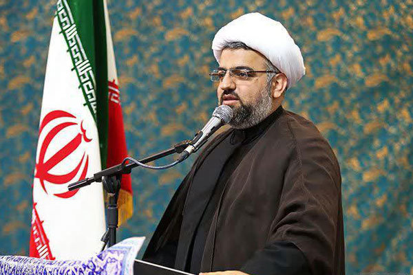 همراهی مردم با رهبری، رمز عبور از فتنه‌هاست